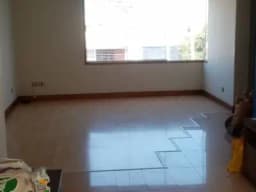 Se vende Amplio Duplex. Muy buen estado.