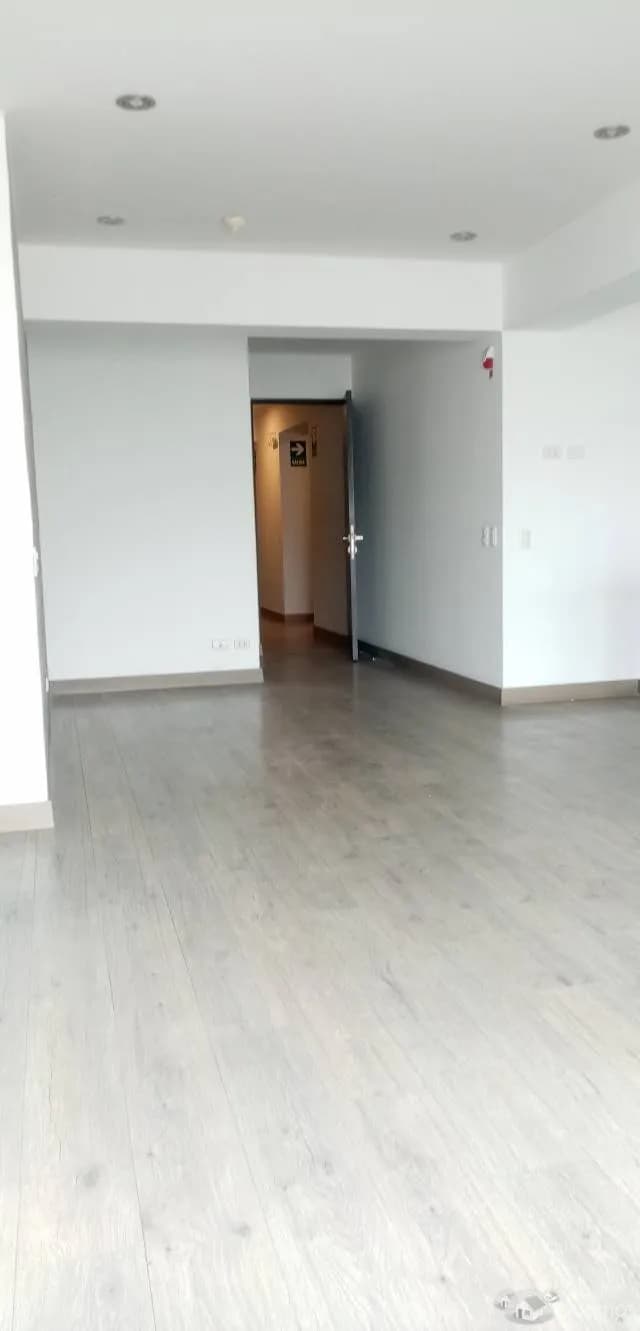Vendo Dpto. Piso 11. 3 dormitorios. Excelente Zona — foto 3
