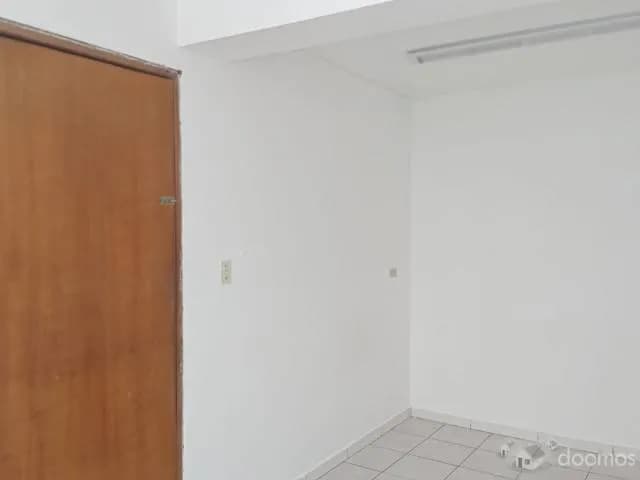 ALQUILO IMPECABLE OFICINA EN SURCO — foto 3