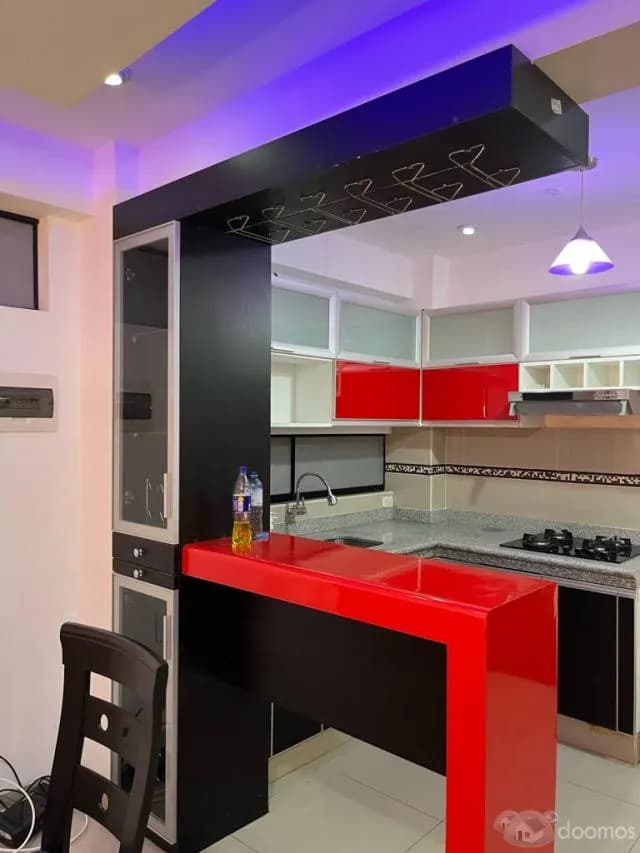 ALQUILO COMODO DEPARTAMENTO AMUEBLADO. — foto 2