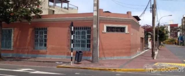 Se Alquila Local Comercial En Miraflores — foto 1