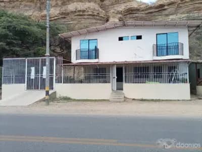 Casa frente a Playa Zorritos