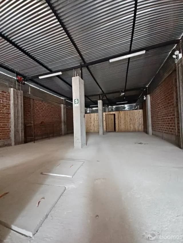 Local Comercial - Deposito-Cochera — foto 1