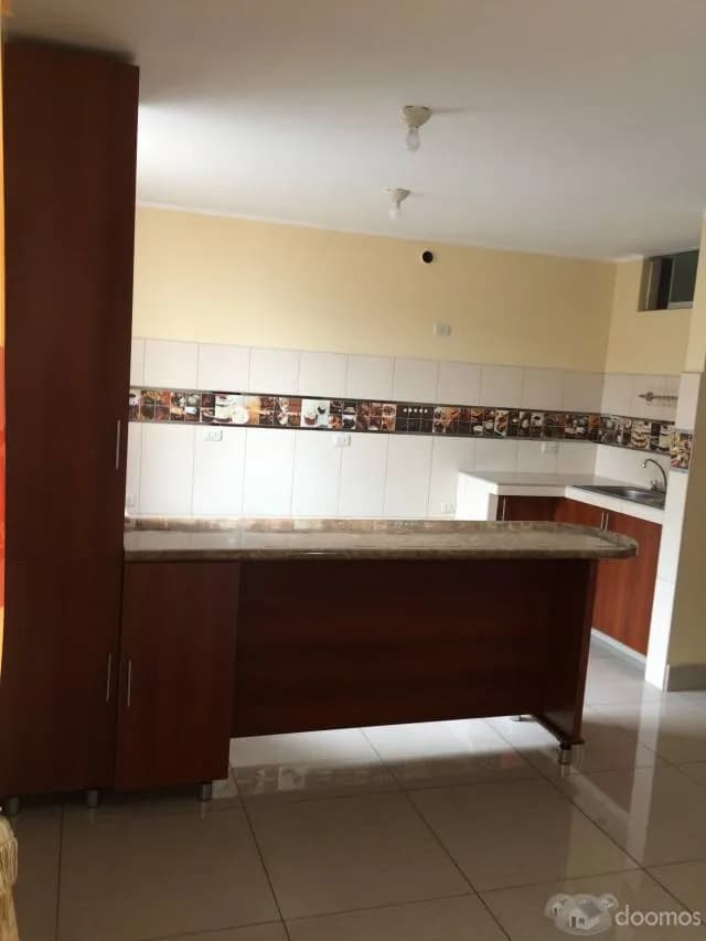 Alquilo Mini deparatamento Urb. Zarate SJL Lima 993022354 — foto 4