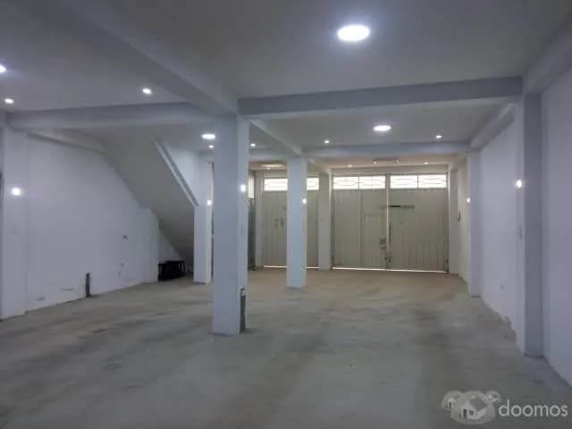 ALQUILER DE LOCAL COMERCIAL 160MT2 — foto 2