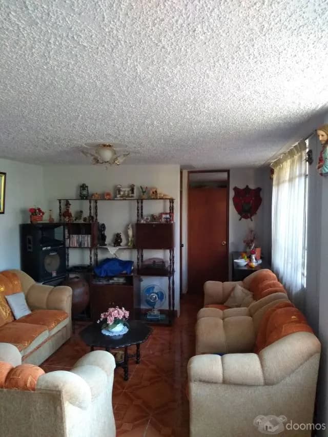 Venta de casa en Socabaya — foto 4