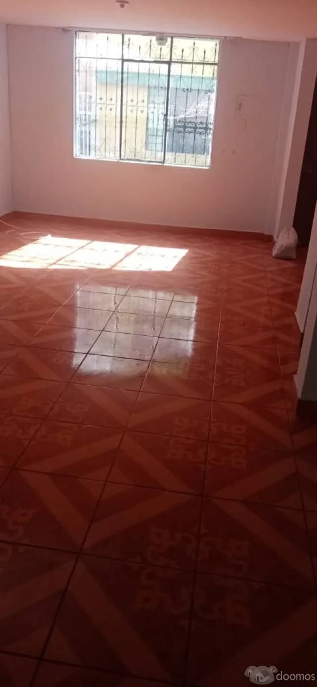 ALQUILER DE CASA TOTALMENTE INDEPENDIENTE — foto 1