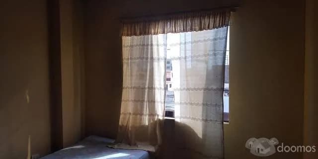 Se alguilan cuartos(vivir o almacen) — foto 3