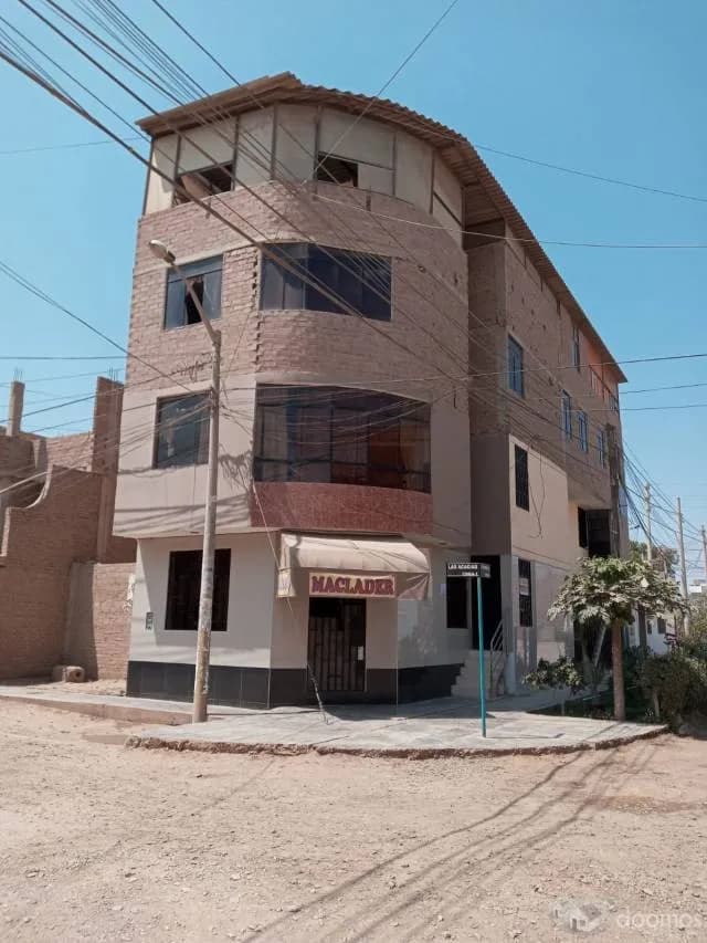 Se vende casa 4 de pisos, compartida en departamentos — foto 1