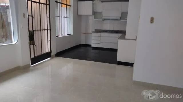 DEPARTAMENTO EN PRIMER PISO PORTADA DEL SOL DE LA MOLINA — foto 2