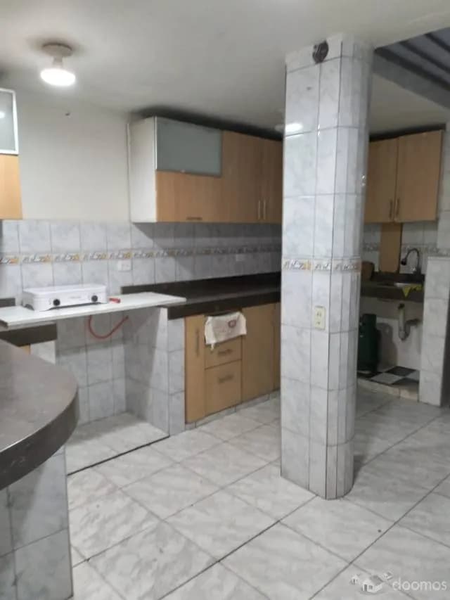 Departamento y local comercial en venta — foto 5