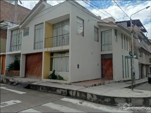 Se vende Casa - Urb. Los Docentes — foto 5