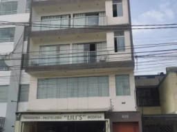 VENTA DE DEPARTAMENTO DE MONTERRICO