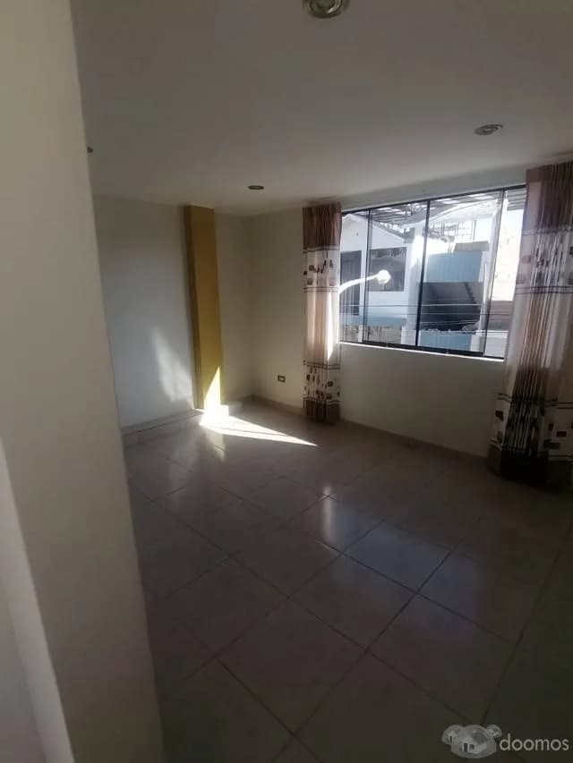 HABITACIÓN AMPLIA Y COMODA EN ZONA RESIDENCIAL — foto 4