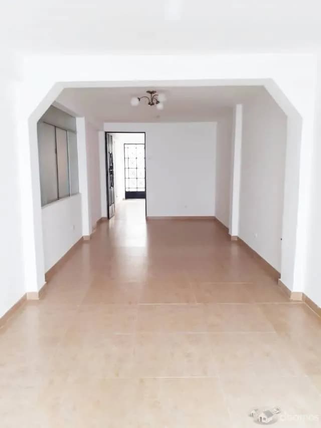 ALQUILO DEPARTAMENTO PRIMER PISO TOTALMENTE INDEPENDIENTE — foto 7
