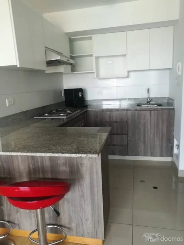 EN VENTA ACOGEDOR DEPARTAMENTO EN JESUS MARIA — foto 5
