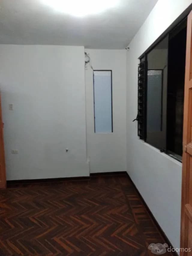 Alquilo departamento en Gamarra. — foto 3