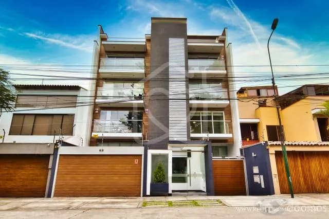 Departamento duplex en venta frente a parque en Surco — foto 15