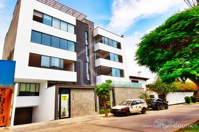 Duplex con piscina en venta en Surco - entrega inmediata — foto 15