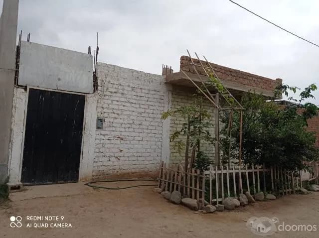 VENTA DE CASA CON POTENCIAL A ESPALDAS DE NATASHA ALTA - TRUJILLO — foto 4