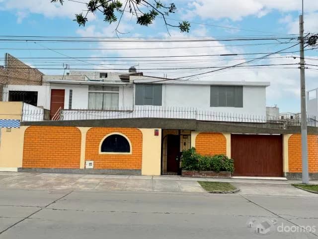 Ocasión Remate Casa/terreno - Av Precursores 258 m² — foto 1