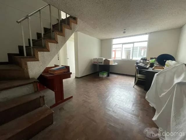 Venta de Casa 2 pisos a 1 cdra de Parque 200 Millas — foto 6