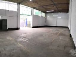 SE ALQUILA LOCAL INDUSTRIAL EN INTERIOR EN SAN MARTIN DE PORRES