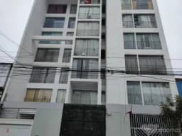 SE VENDE MODERNO DEPARTAMENTO EN BREÑA, LÍMITE CON PUEBLO LIBRE