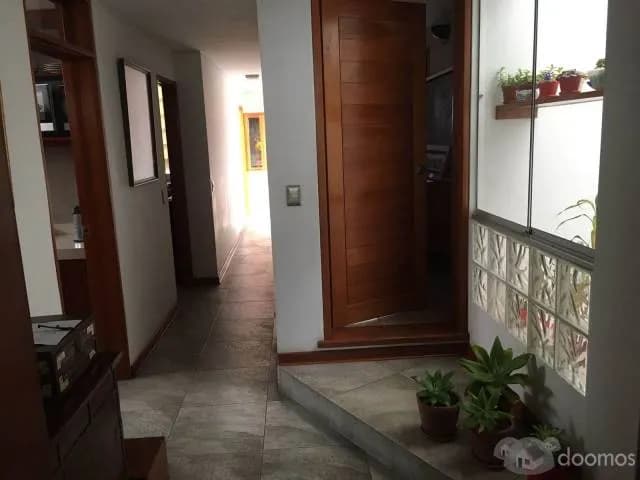 EDIFICIO EN VENTA DE 3 PISOS CON 4 DEPARTAMENTOS REMODELADOS — foto 2