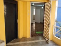 VENTA DE DEPARTAMENTO EN PLENO CENTRO DE  CHICLAYO, SEMIAMOBLADO