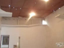 Alquilo local comercial  zona estratégica