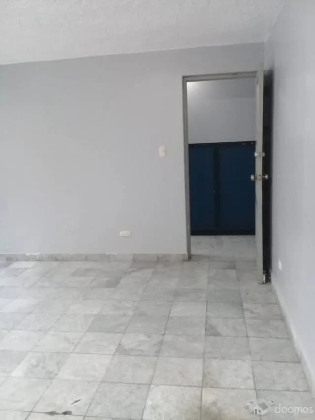 LOCAL EN SAN ISIDRO — foto 3
