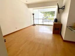 VENDE PEPARTAMENTO EN PRIMER PISO FRENTE A PARQUE MIRAFLORES AURORA