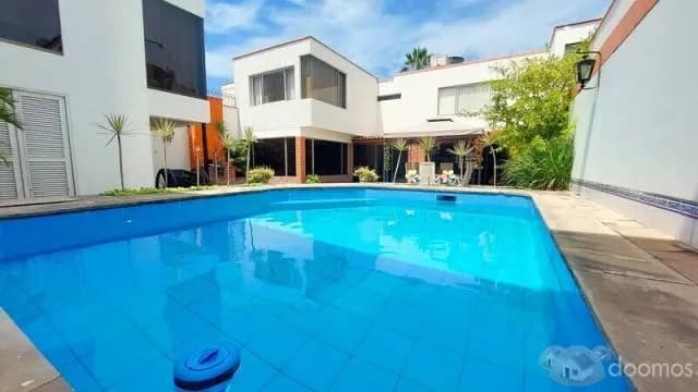 Venta de casa en Miraflores — foto 1