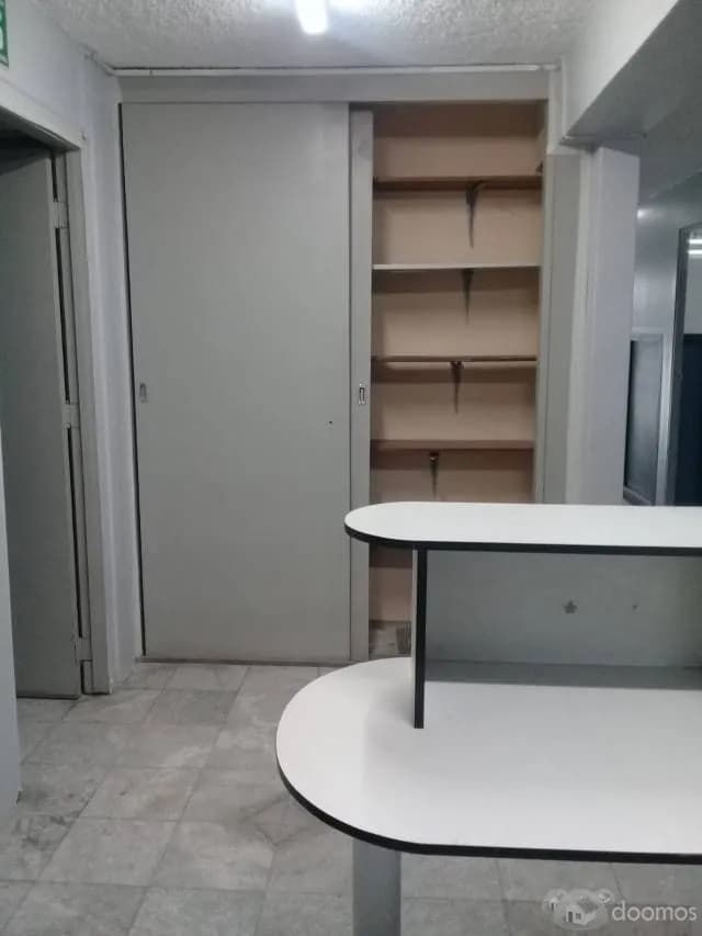 ALMACEN EN SAN ISIDRO — foto 5
