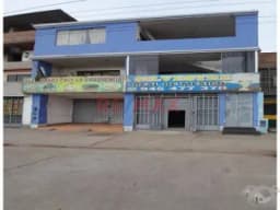 Local comercial en 1er piso ubicado frente al hospital de la Solidaridad