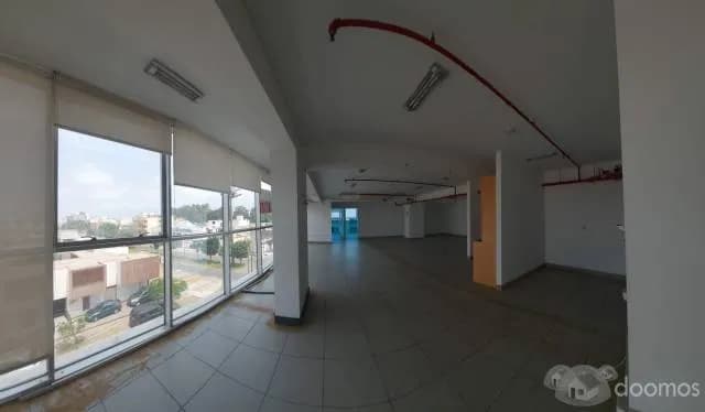 ALQUILER DE LOCAL COMERCIAL — foto 1