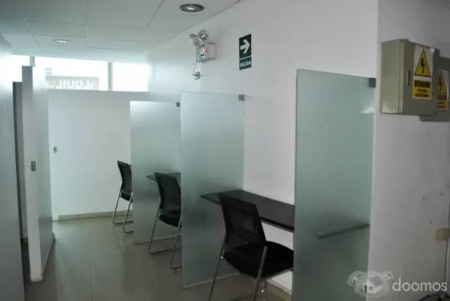 OFICINA AMOBLADA - LA ENCALADA SURCO — foto 3