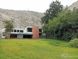 LA MOLINA, CLUB CAMPESTRE LA LAGUNA 920 M2 vendo residencia COMO TERRENO