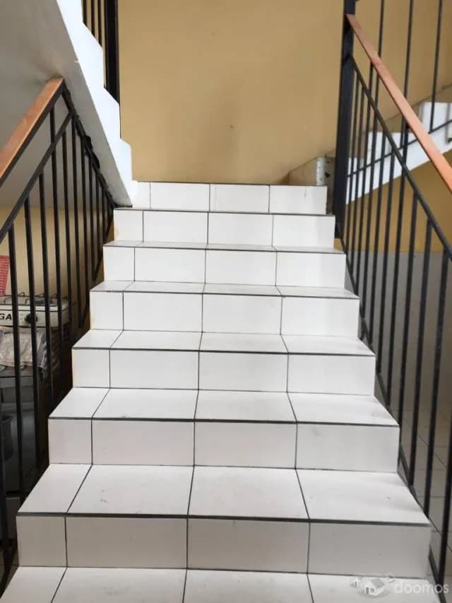 INMUEBLE INCLUYE 4 DEPARTAMENTOS Y CASA — foto 4