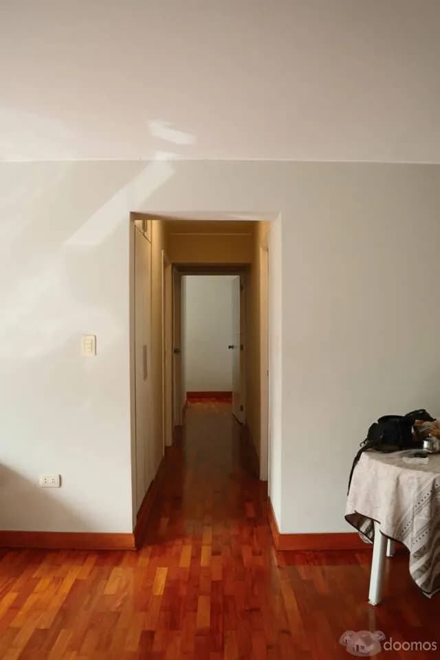 Amplio Departamento Céntrico en Miraflores — foto 4