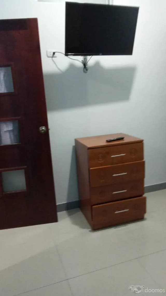 Minidepartamento Amoblado en Zona Céntrica Av. Mariscal Cáceres cuadra 8 — foto 4