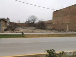Ocasión Venta de terreno de 1000m2 en Los Suyos, Carabayllo