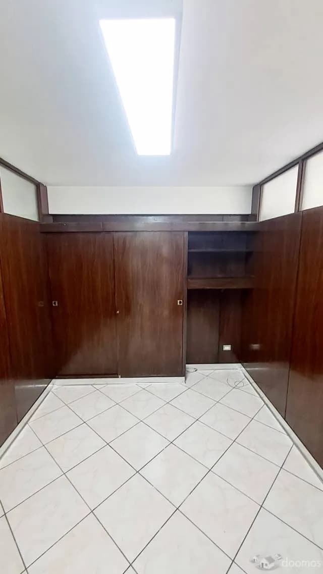 ALQULER DE OFICINA EDIFICIO ANGLO PERUANO — foto 2