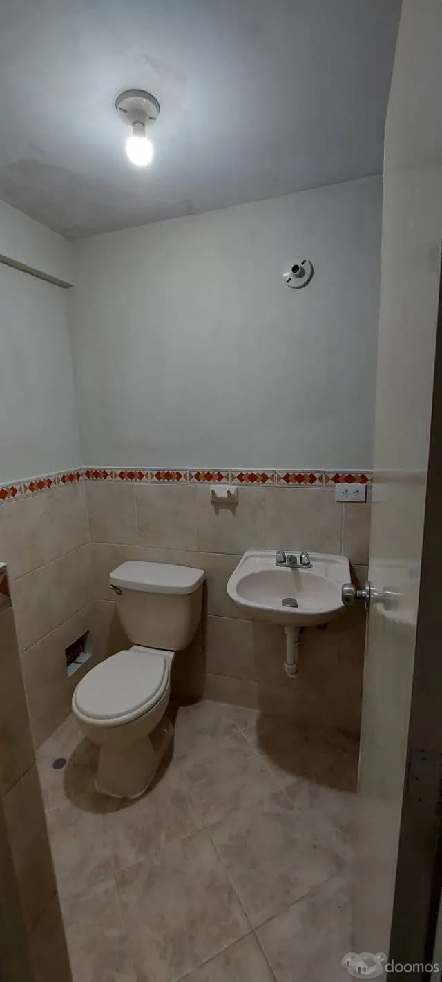SE VENDE LINDO DEPARTAMENTO EN LINCE — foto 4