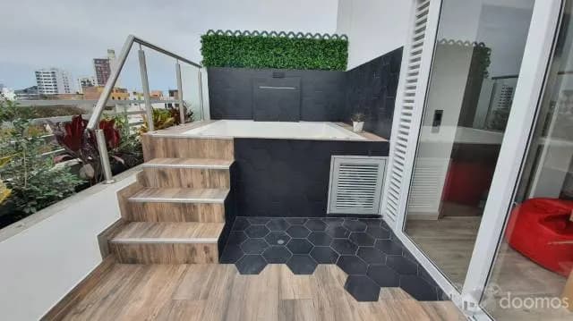 Departamento Amoblado con Muy Bonitos Acabados en Alquiler — foto 2