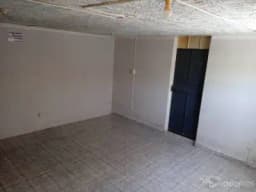 LOCAL COMERCIAL ANTICRESIS