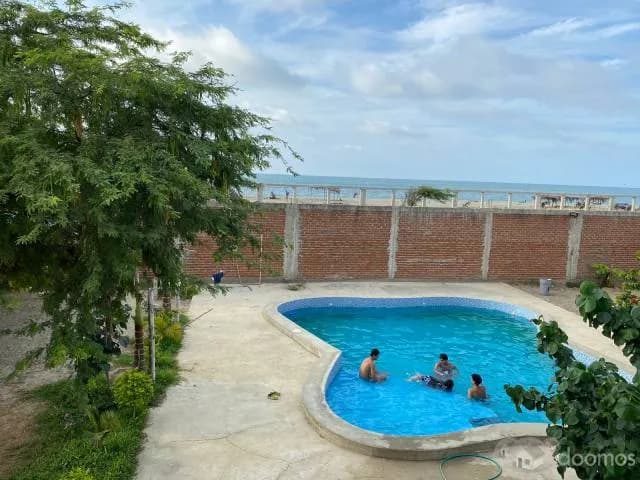 ANOCHECE EN CALMA JUNTO AL MAR — foto 2