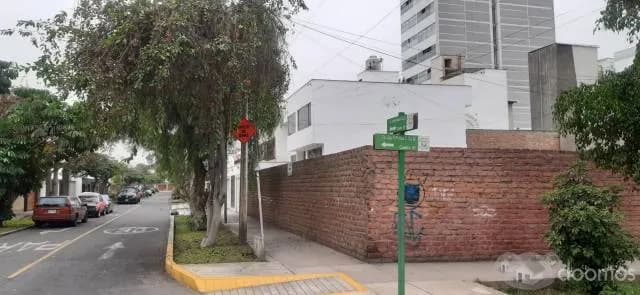 TERRENO EN MIRAFLORES — foto 1