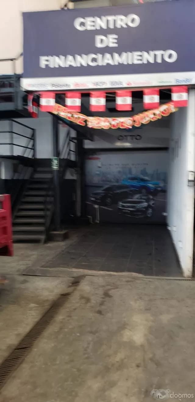 LOCAL COMERCIAL / AUTOMOTRIZ — foto 5